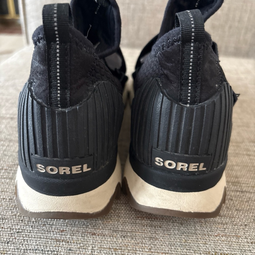 Sorel Women's Black Kinetic Sneakers Size 7.5 Pre-owned - Never Worn - - Picture 7 of 9